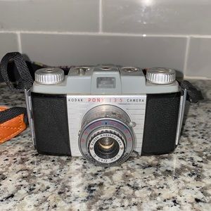 Working Kodak Pony I35 1950’s 35mm Camera